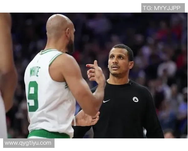 德里克怀特全能表现17投7中贡献22分7篮板9助攻2盖帽正负值高达20